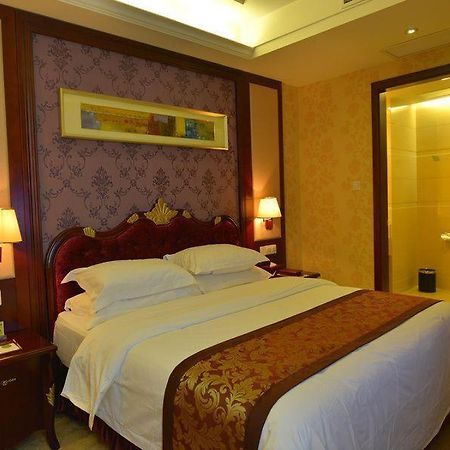 Vienna International Hotel Shanghai Pudong New District Caolu Exterior photo